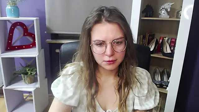 Snapshot of Zoey_Erotic chatting on February 2025 05:31:01 AM Zoey Erotic online show from February 2025 05:31:01 AM