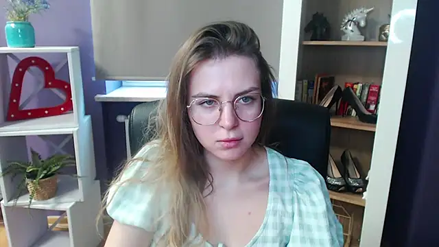 Snapshot of Zoey_Erotic chatting on February 2025 08:55:02 AM Zoey Erotic online show from February 2025 08:55:02 AM