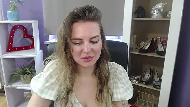 Snapshot of Zoey_Erotic chatting on March 2025 10:06:02 AM Zoey Erotic online show from March 2025 10:06:02 AM
