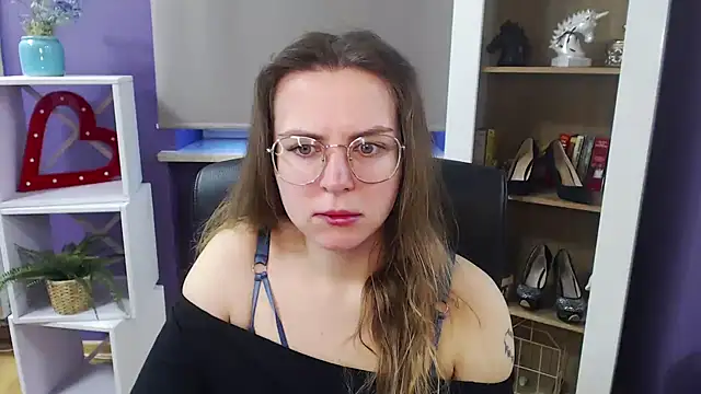 Snapshot of Zoey_Erotic chatting on March 2025 05:30:01 AM Zoey Erotic online show from March 2025 05:30:01 AM