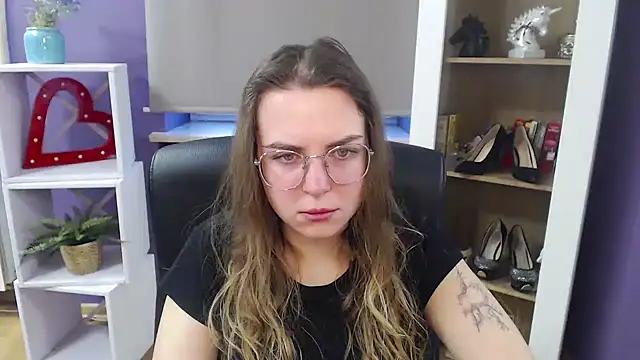 Snapshot of Zoey_Erotic chatting on March 2025 05:43:02 AM Zoey Erotic online show from March 2025 05:43:02 AM