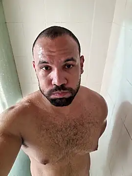 Snapshot of anthonylatynxd chatting on April 2026 06:35:01 PM anthonylatynxd online show from April 2026 06:35:01 PM