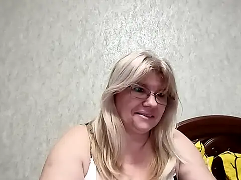 Diana 49 online show from February 2025 11:08:02 AM