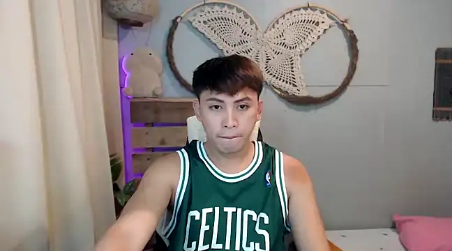 Snapshot of princeJayX chatting on December 2024 06:59:02 AM princeJayX online show from December 2024 06:59:02 AM