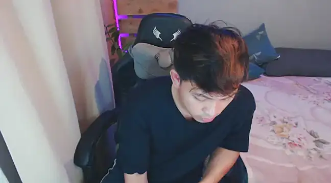 Snapshot of princeJayX chatting on December 2024 10:28:02 AM princeJayX online show from December 2024 10:28:02 AM