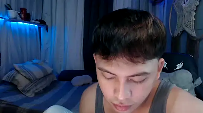 Snapshot of princeJayX chatting on January 2025 04:19:01 PM princeJayX online show from January 2025 04:19:01 PM