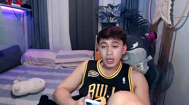 Snapshot of princeJayX chatting on January 2025 12:02:02 PM princeJayX online show from January 2025 12:02:02 PM