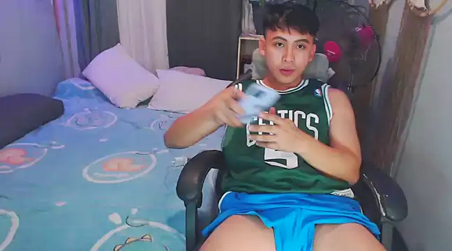 Snapshot of princeJayX chatting on February 2025 10:48:02 AM princeJayX online show from February 2025 10:48:02 AM