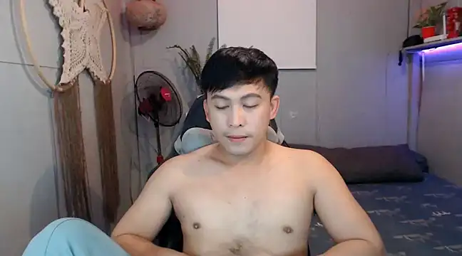 Snapshot of princeJayX chatting on February 2025 05:42:02 AM princeJayX online show from February 2025 05:42:02 AM