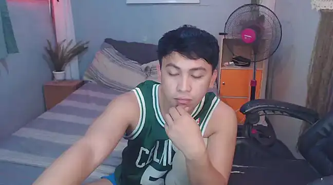 Snapshot of princeJayX chatting on March 2025 05:27:01 AM princeJayX online show from March 2025 05:27:01 AM