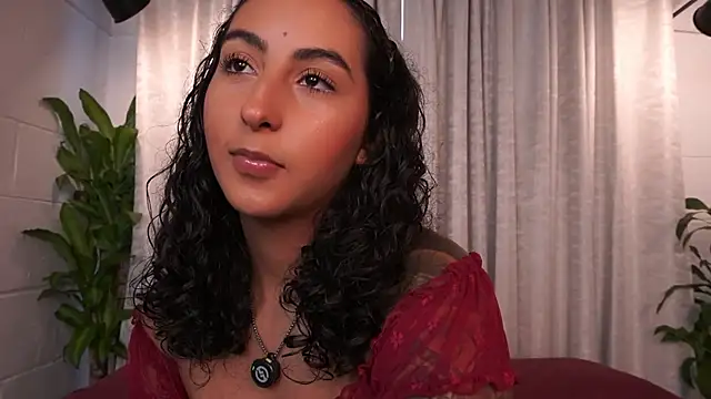 agatha collins  online show from April 2026 06:33:02 PM