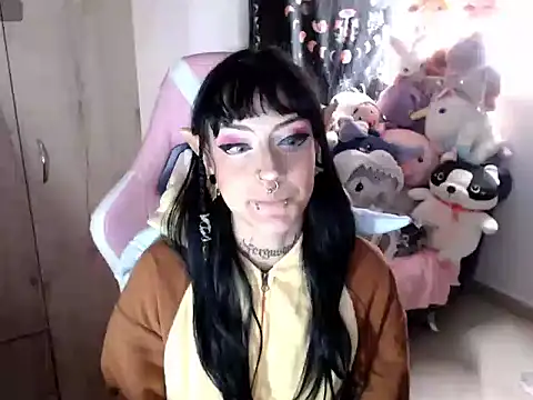 paulina correa  online show from September 2025 03:24:02 PM