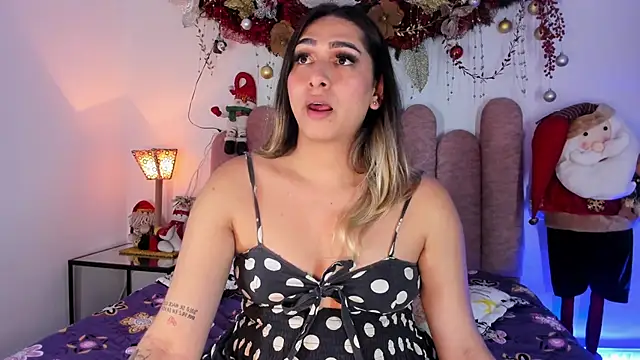 ISABELLASSMITH online show from December 2024 09:37:01 PM