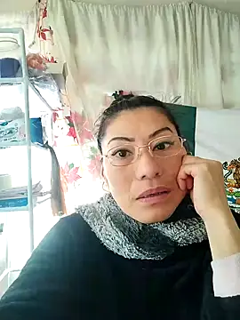Snapshot of LaInsaciableIntensa chatting on February 2025 04:54:01 PM LaInsaciableIntensa online show from February 2025 04:54:01 PM