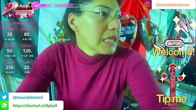 Snapshot of LaInsaciableIntensa chatting on February 2025 10:59:01 PM LaInsaciableIntensa online show from February 2025 10:59:01 PM