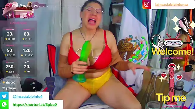 Snapshot of LaInsaciableIntensa chatting on February 2025 01:26:01 AM LaInsaciableIntensa online show from February 2025 01:26:01 AM