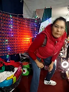 Snapshot of LaInsaciableIntensa chatting on October 2025 01:50:01 AM LaInsaciableIntensa online show from October 2025 01:50:01 AM