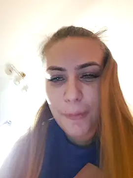 Snapshot of Keli_Jessi chatting on December 2024 06:10:01 PM Keli Jessi online show from December 2024 06:10:01 PM