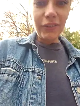 Keli Jessi online show from September 2025 01:05:02 PM