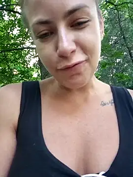 Snapshot of Keli_Jessi chatting on June 2026 02:41:02 PM Keli Jessi online show from June 2026 02:41:02 PM