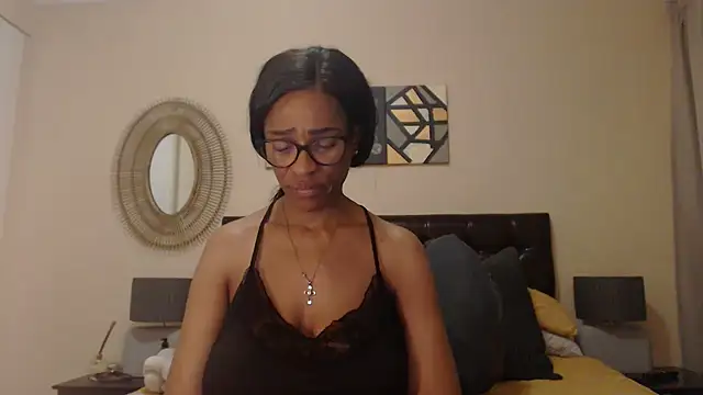 Creamyass22 online show from December 2024 07:32:01 PM