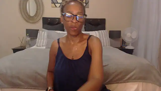 Creamyass22 online show from January 2025 04:41:01 PM