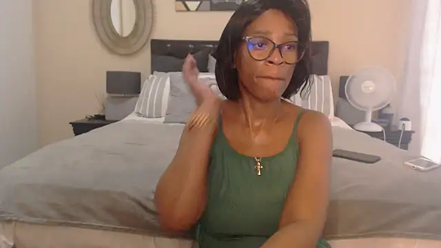 Creamyass22 online show from February 2025 03:15:02 PM