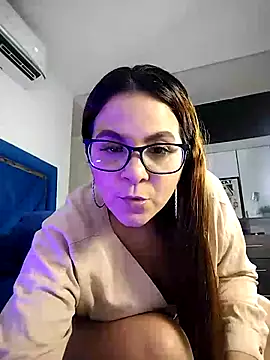 Snapshot of Susaan_Miilf chatting on June 2026 06:55:02 PM Susaan Miilf online show from June 2026 06:55:02 PM