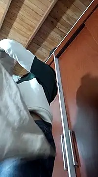 LunaZambrano online show from February 2025 02:19:01 AM