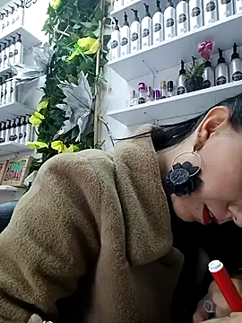 LunaZambrano online show from February 2025 07:05:02 PM