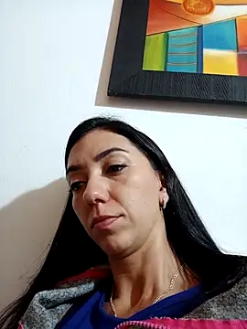 LunaZambrano online show from March 2025 04:32:01 AM