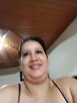 Snapshot of keilymadam chatting on June 2026 01:48:02 PM keilymadam online show from June 2026 01:48:02 PM