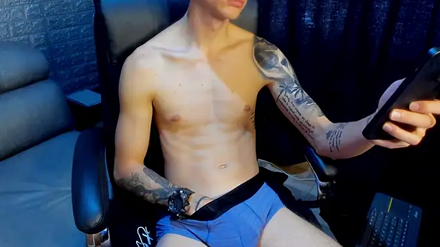 Dmtry6 online show from February 2025 05:39:02 PM