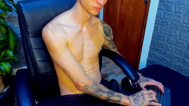 Dmtry6 online show from March 2025 11:20:01 PM