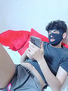 arabqueen online show from April 2026 07:07:02 PM