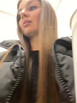 Snapshot of KrisMagnoly chatting on October 2025 05:21:02 PM KrisMagnoly online show from October 2025 05:21:02 PM