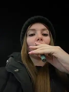 Snapshot of KrisMagnoly chatting on October 2025 05:35:01 PM KrisMagnoly online show from October 2025 05:35:01 PM