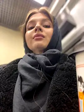 Snapshot of KrisMagnoly chatting on November 2025 05:46:02 PM KrisMagnoly online show from November 2025 05:46:02 PM