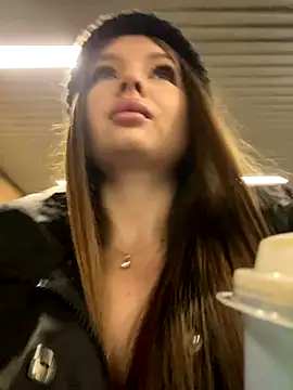 KrisMagnoly online show from December 2025 02:46:02 PM