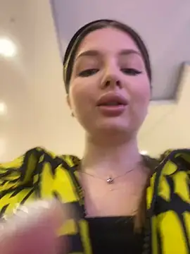 KrisMagnoly online show from March 2026 06:14:02 PM