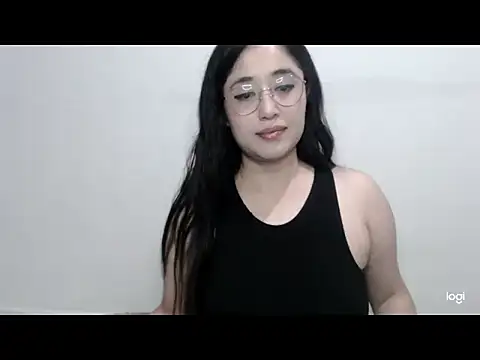 YummymeowW online show from November 2025 03:12:01 PM