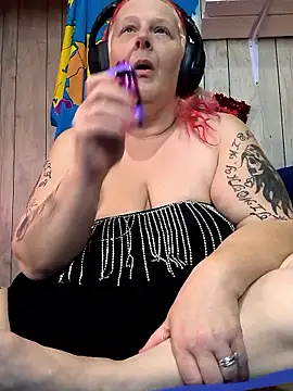 davisdesiresxh online show from January 2026 02:41:01 PM