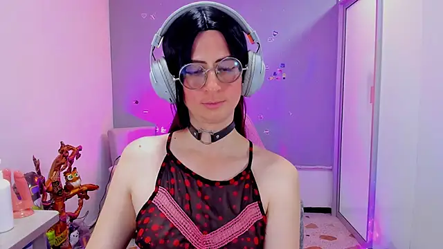 KimberlyJohnsoon online show from December 2024 02:34:02 AM