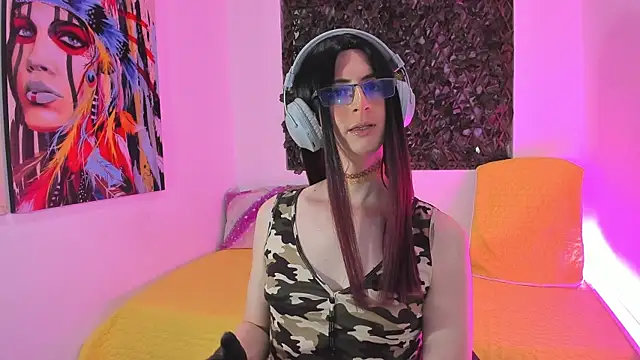 KimberlyJohnsoon online show from February 2025 11:17:01 PM