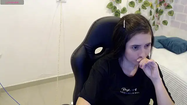 tania sweet   online show from January 2025 05:02:01 PM