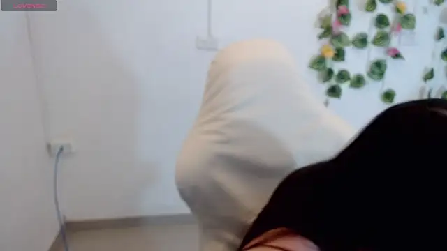 tania sweet   online show from February 2026 06:29:02 PM