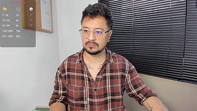 DaviidEvans  online show from December 2024 01:22:02 PM