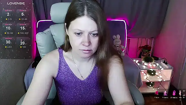 Snapshot of alekasamui chatting on January 2025 12:45:01 AM alekasamui online show from January 2025 12:45:01 AM