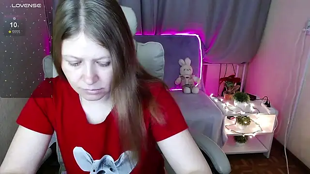 Snapshot of alekasamui chatting on January 2025 01:37:02 AM alekasamui online show from January 2025 01:37:02 AM