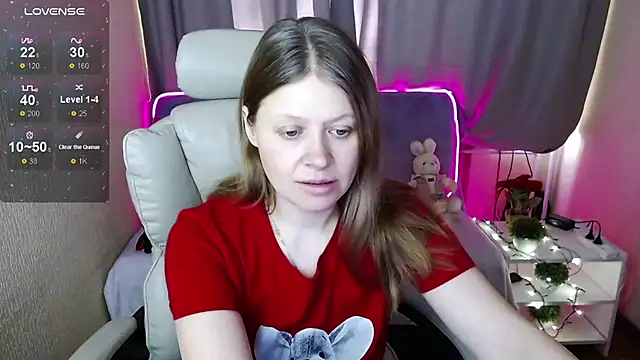 Snapshot of alekasamui chatting on February 2025 04:46:02 AM alekasamui online show from February 2025 04:46:02 AM